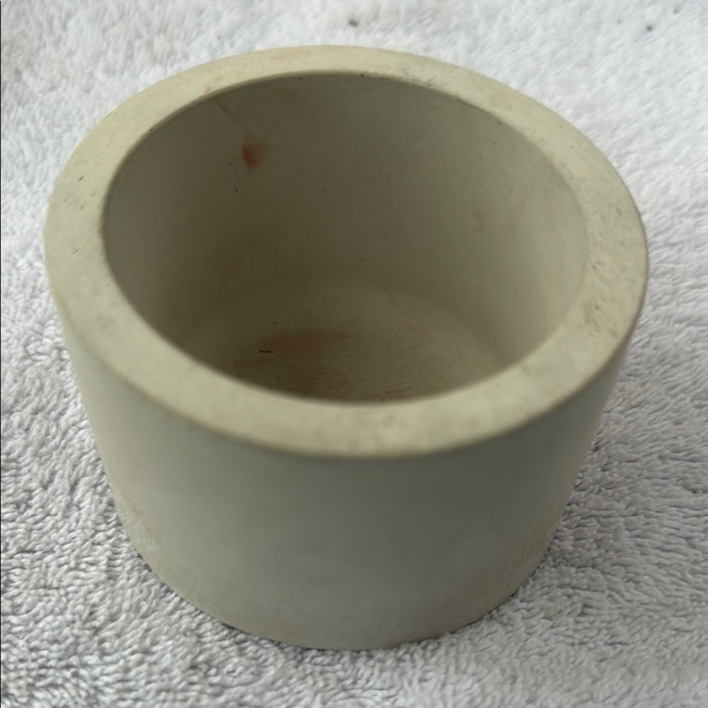 Minimalist Cream Concrete Planter